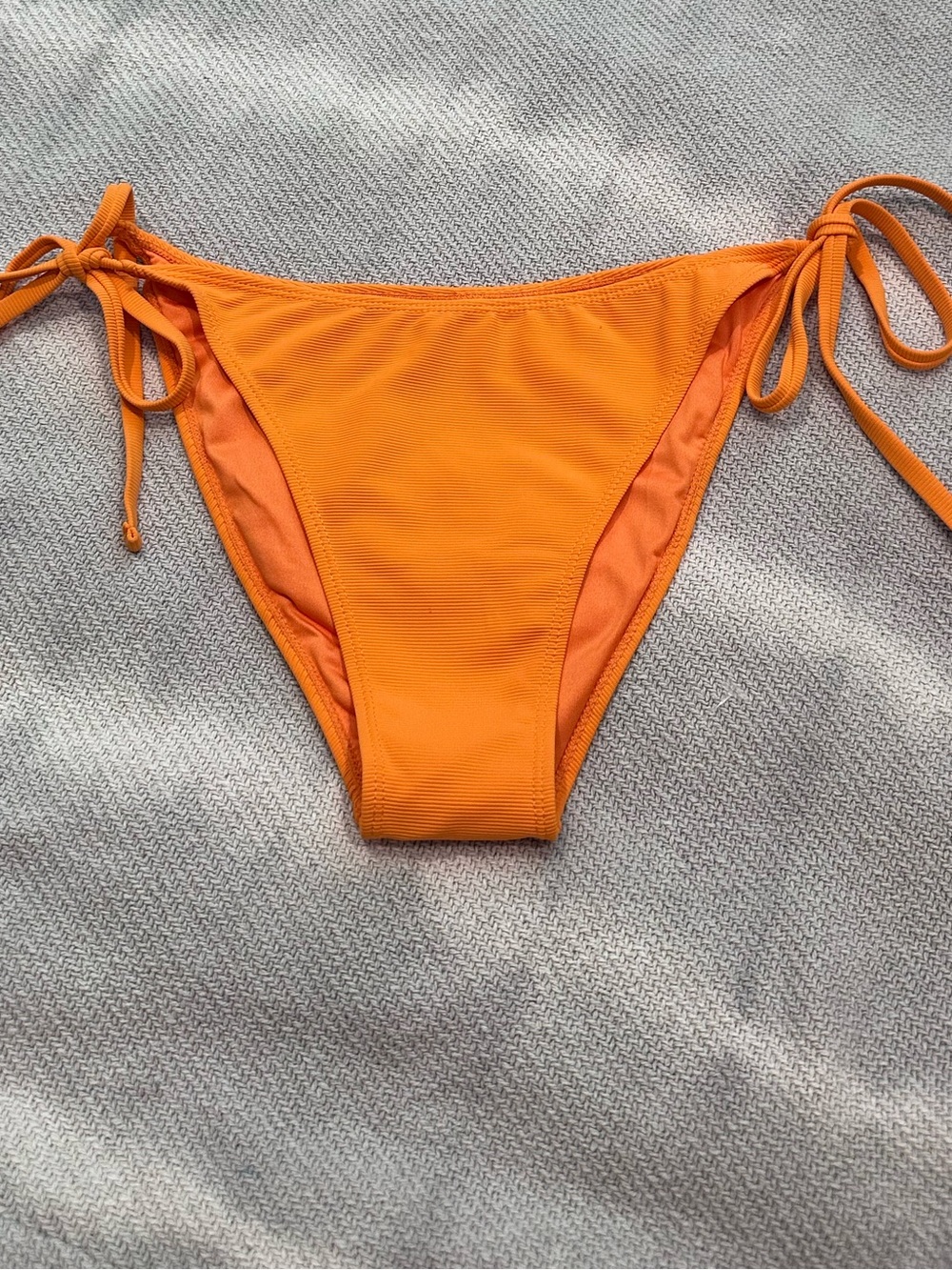 NEW Wilo the Label Swim Bikini Bottom Size Large Orange String